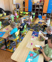 Сделали аппликацию Сделали аппликацию.