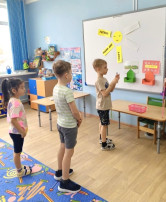 Играли в день здоровья Играли в день здоровья.